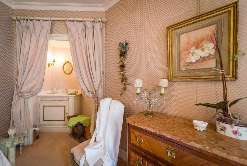 Chambres D'Hotes Manoir De Montecler Chènehutte-les-Tuffeaux Esterno foto